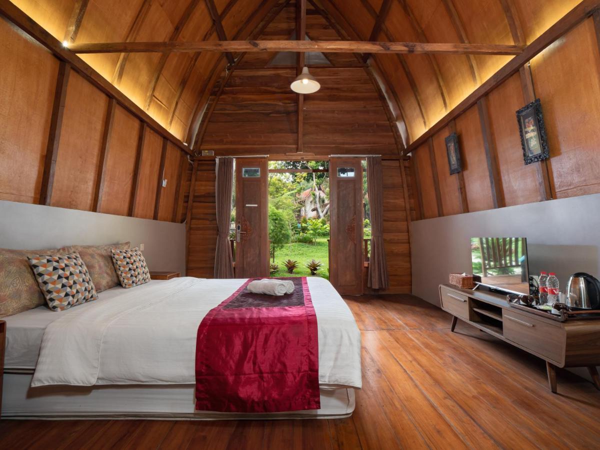 The Village Resort Bogor Buitenkant foto