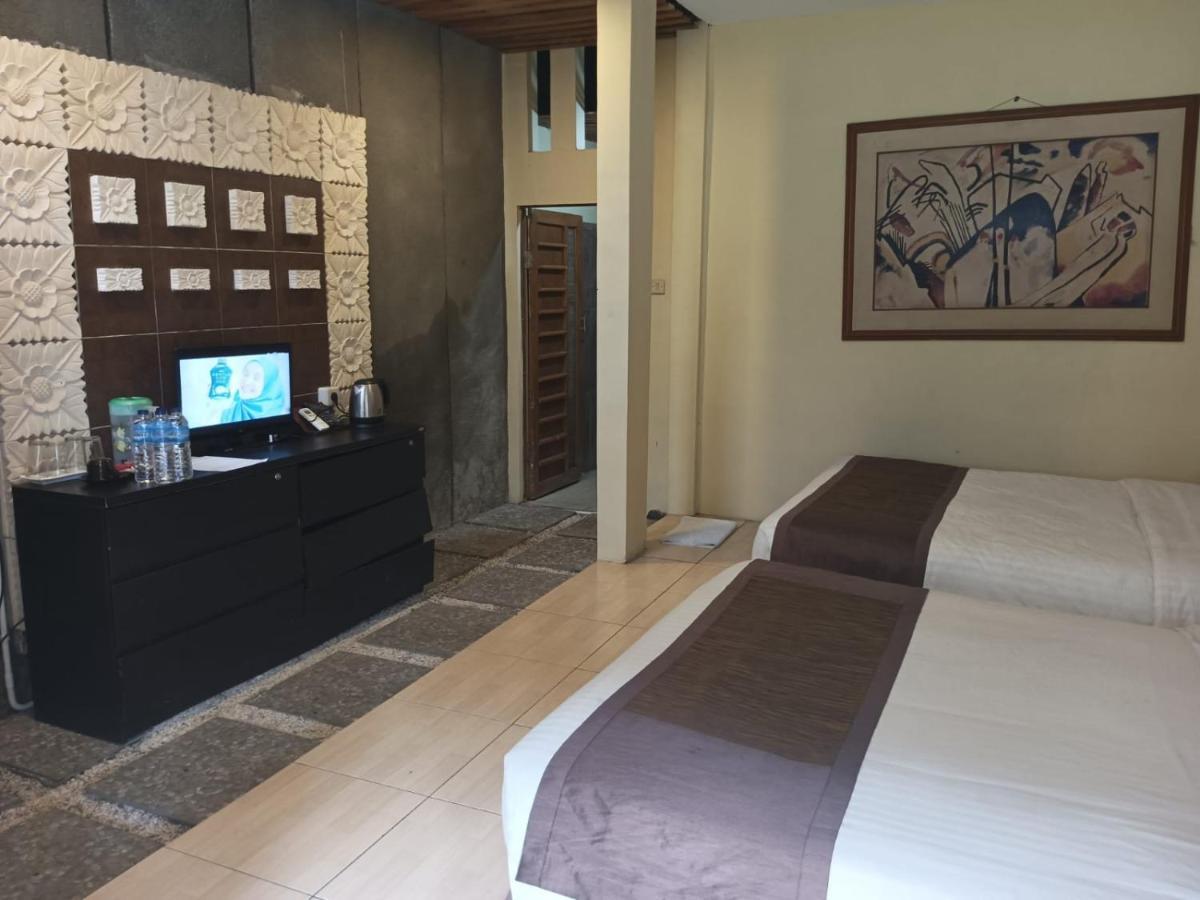 The Village Resort Bogor Buitenkant foto