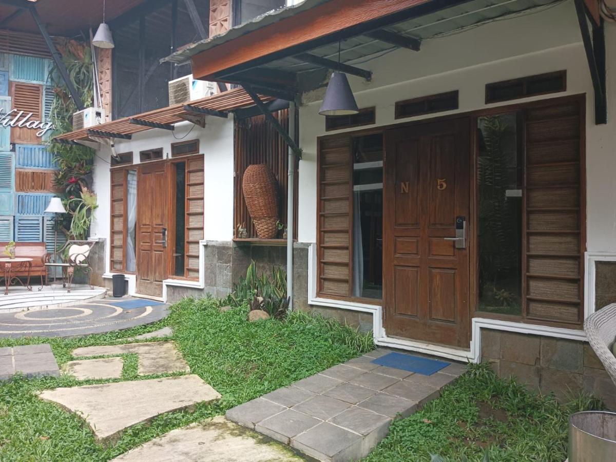 The Village Resort Bogor Buitenkant foto